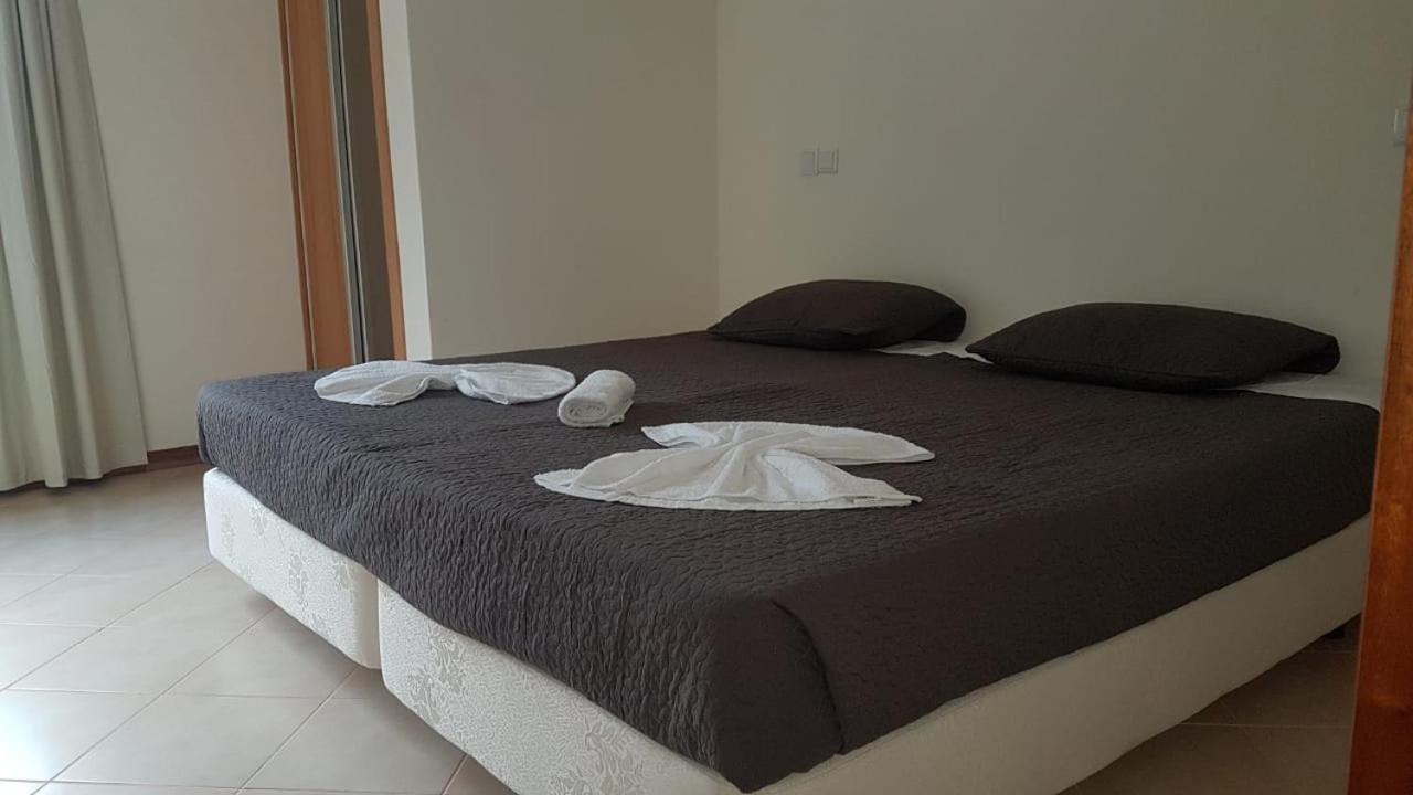 Residencial Lela D'Fermina 호텔 Pombas 외부 사진