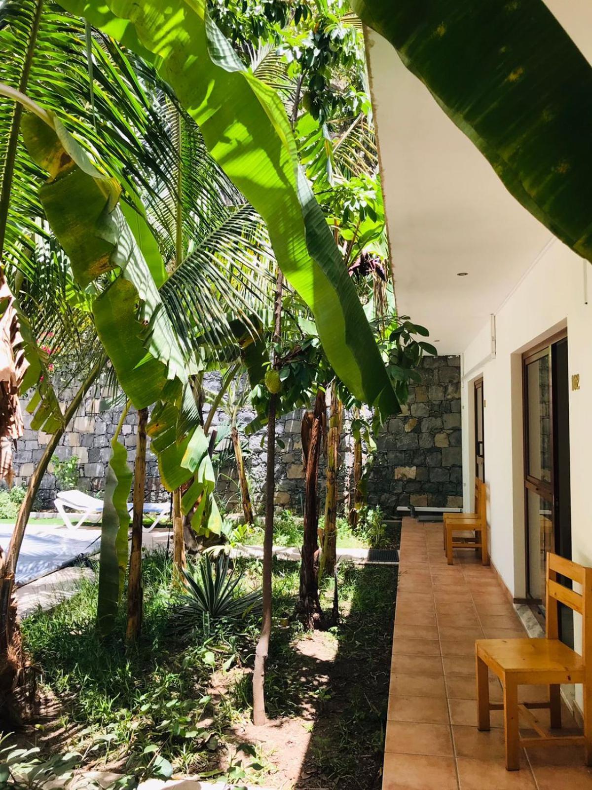 Residencial Lela D'Fermina 호텔 Pombas 외부 사진